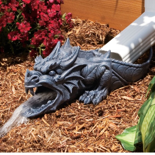 24 Diverse Garden Statue Decorations For This Spring (18)