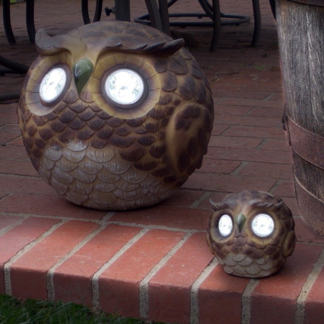 24 Diverse Garden Statue Decorations For This Spring (9)