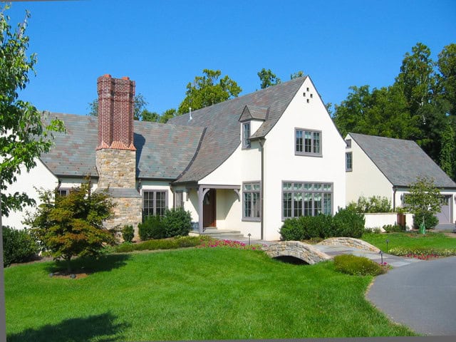 17 Sleek English Cottage House Design Ideas 2