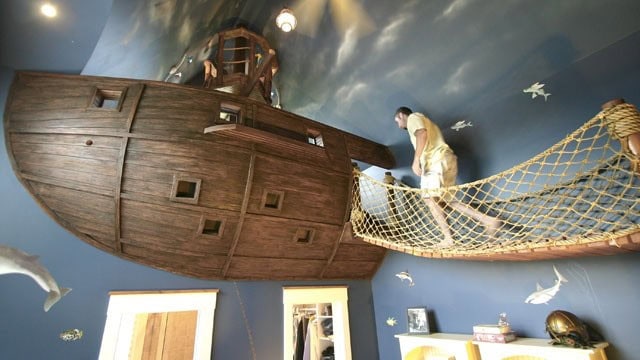 30 Amazingly Fun Themed Kid’s Rooms 29