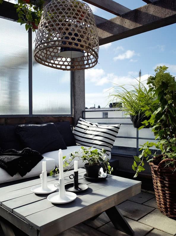 21 Lovely & Functional Small Terrace Design Ideas