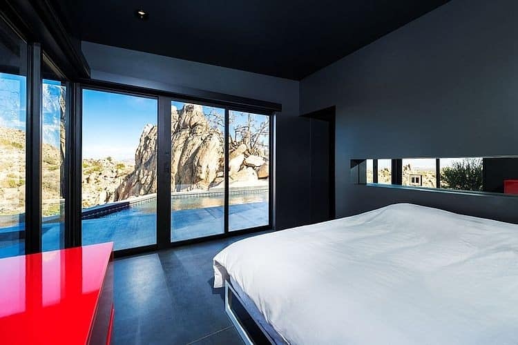 Yucca Valley House by Oller & Pejic Architecture: A House Like a Shadow 8