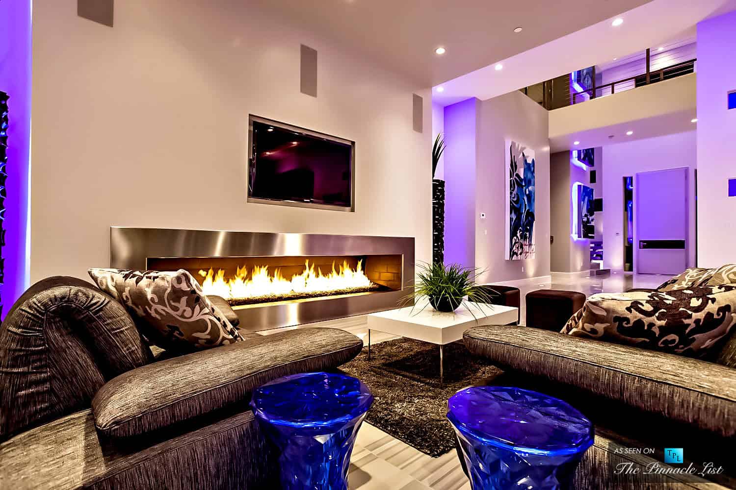 The Hurtado Residence in Las Vegas, NV 10