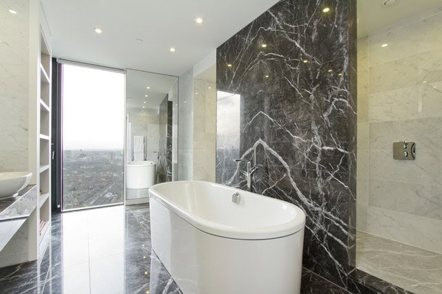 27 Exquisite Marble Bathroom Design Ideas 1