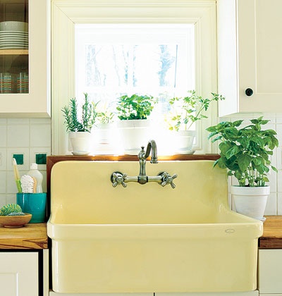 25 Amazing Vintage Sink Designs
