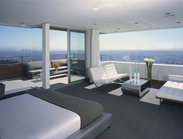 21 Outstanding Ocean View Master Bedroom Designs 12