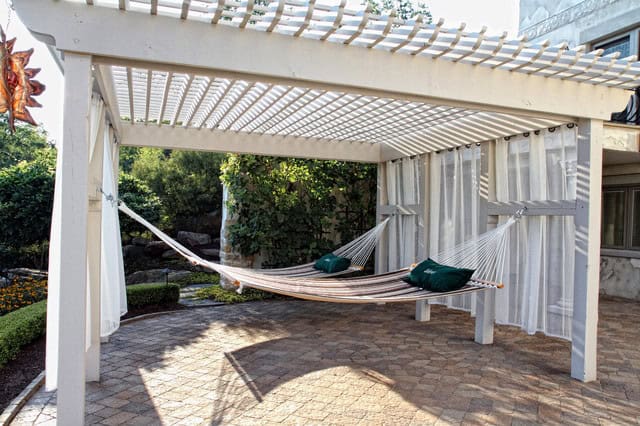 17 Practical Hammock Design Ideas For Everyday Relaxation 14