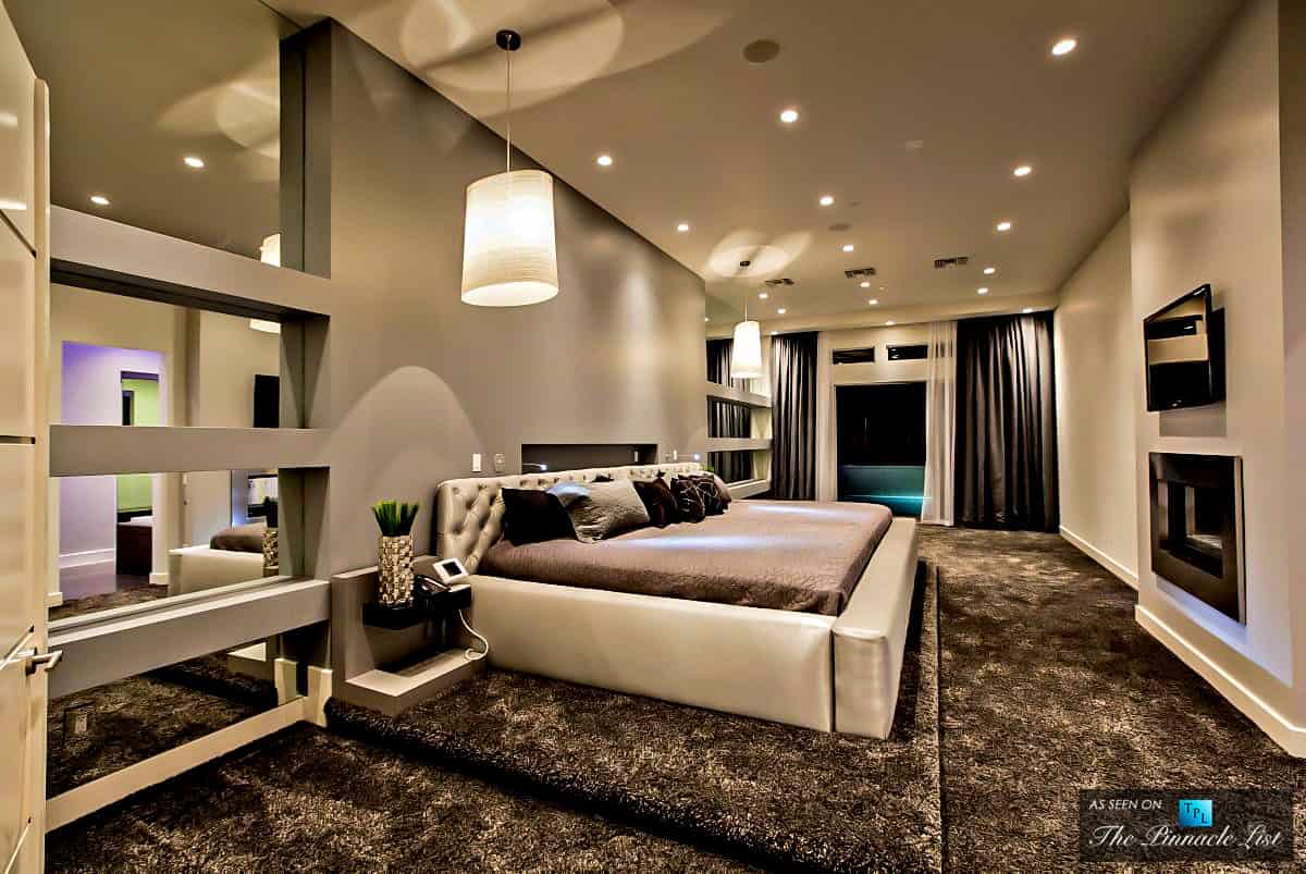 The Hurtado Residence in Las Vegas, NV 16