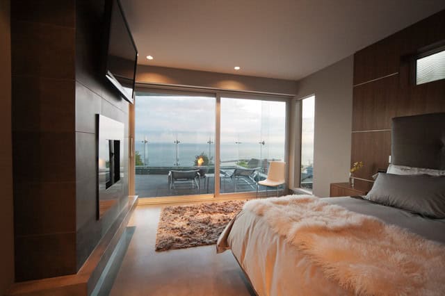 21 Outstanding Ocean View Master Bedroom Designs 16