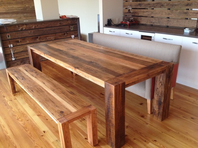 19 Rustic Reclaimed Wood DIY Projects