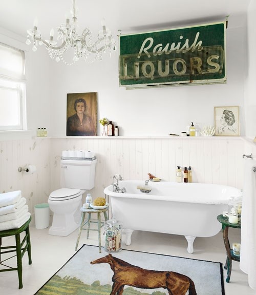 25 Amazing Country Bathroom Designs
