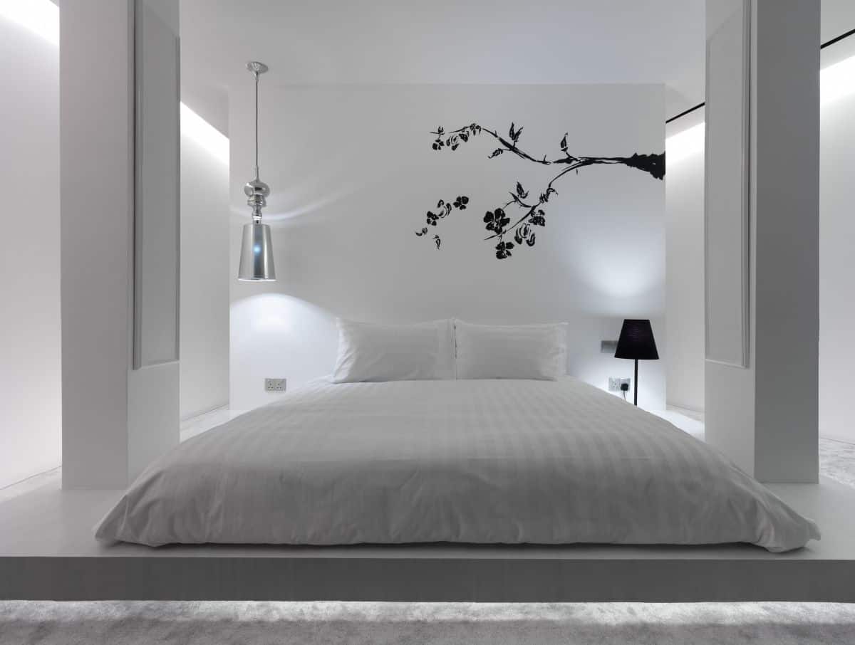 17 Spectacular Black and White Minimalist Bedrooms for More