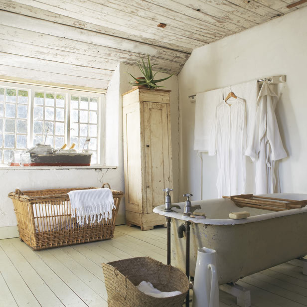 25 Amazing Country Bathroom Designs