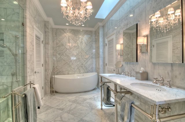 27 Exquisite Marble Bathroom Design Ideas 24