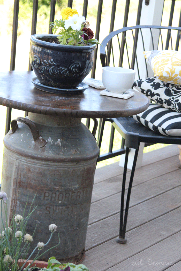 3. You can use an old milk jug to craft a cheap farmhouse style table 3