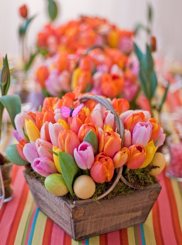 30 Vivid DIY Easter-Spring Table Centerpieces