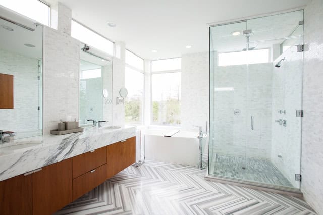 27 Exquisite Marble Bathroom Design Ideas 8