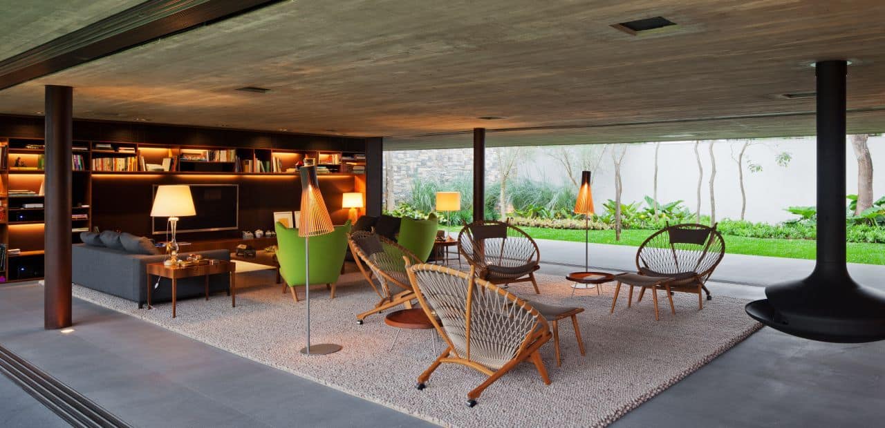 V4 House by Studio MK27: A Ground-Level Pavilion in São Paulo V4 House by Studio MK27: A Ground-Level Pavilion in São Paulo