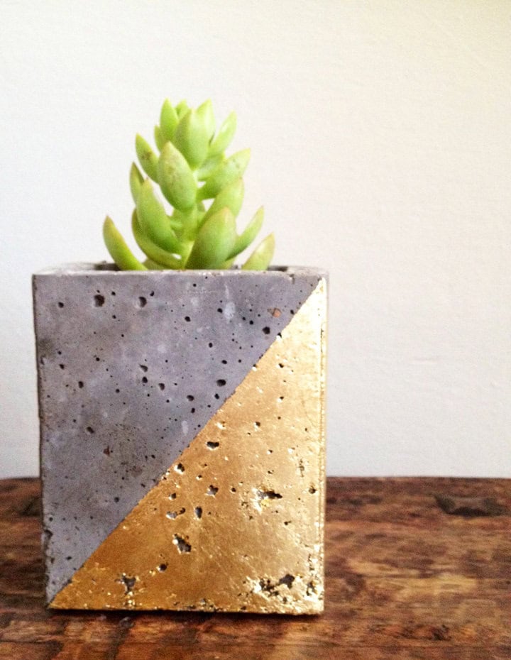 Mod concrete planter Buy it here: www.etsy.com