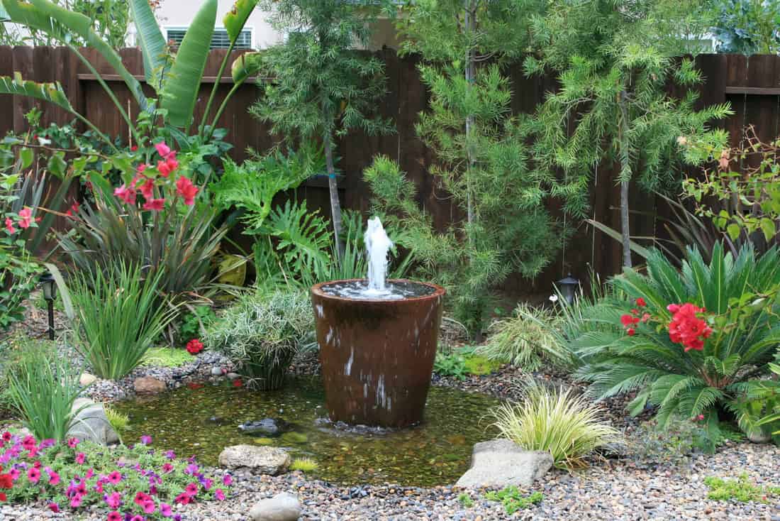 23 Astonishing DIY Garden Fountain Tutorials 20