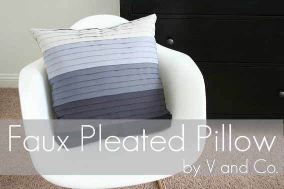 25 Incredible DIY Throw Pillows