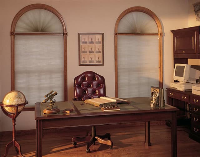 19 Dramatic Masculine Home Office Design Ideas 3