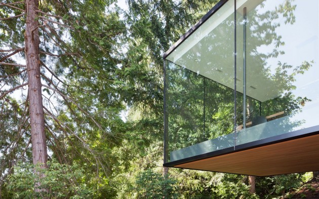 Russet Residence in West Vancouver, British Columbia