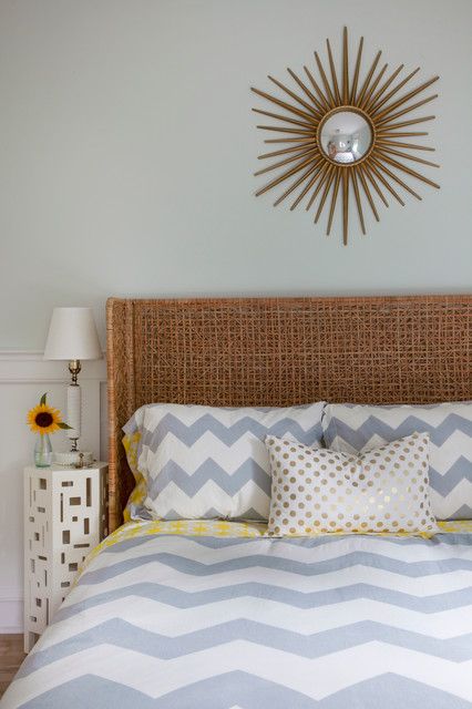 17 Unique Nightstands for Charming Dream Bedroom