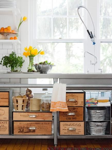27 Lovely Vintage Kitchen Storage Solutions