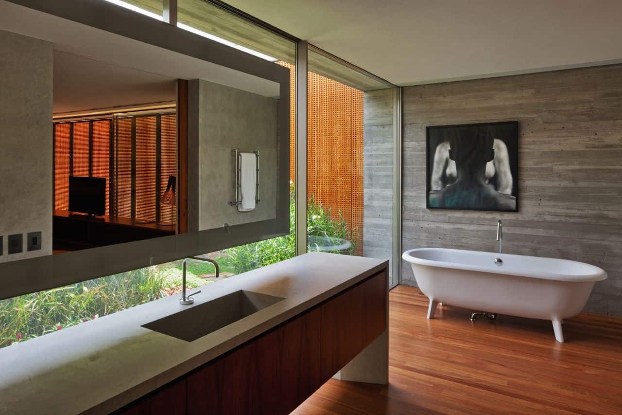 V4 House by Studio MK27: A Ground-Level Pavilion in São Paulo V4 House by Studio MK27: A Ground-Level Pavilion in São Paulo