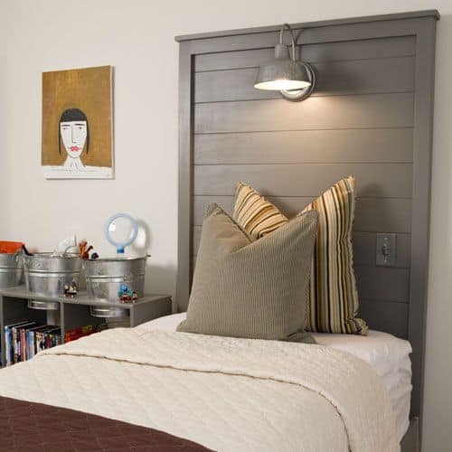 27 Incredible DIY Wooden Headboard Ideas