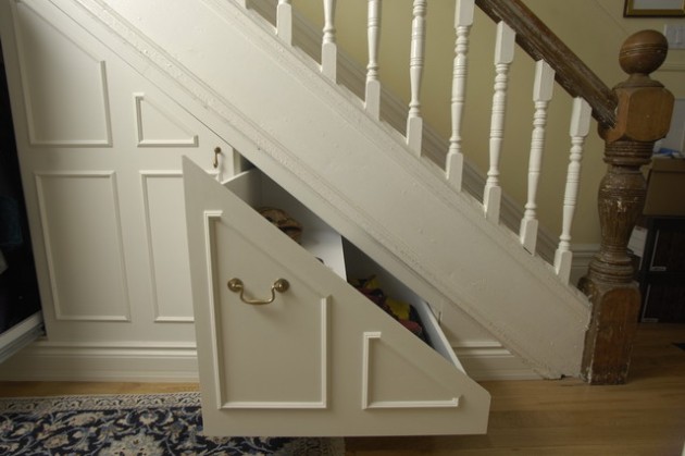 Creatively Used Every Corner of Your Home: 17 Extra Storage Ideas Under Your Staircase