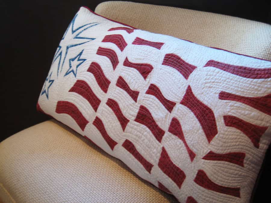15 Amazing Handmade Patriotic Pillows