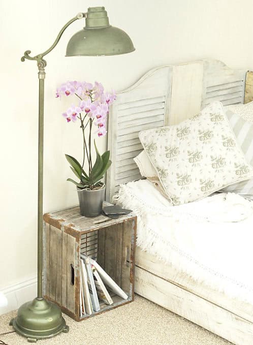 27 Incredible DIY Wooden Headboard Ideas