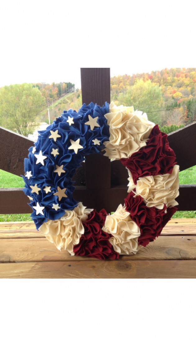 20 Awesome Handmade 4th of July Wreath Ideas