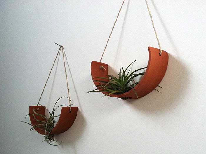 Hanging Air Plant Cradle Buy it here: www.etsy.com