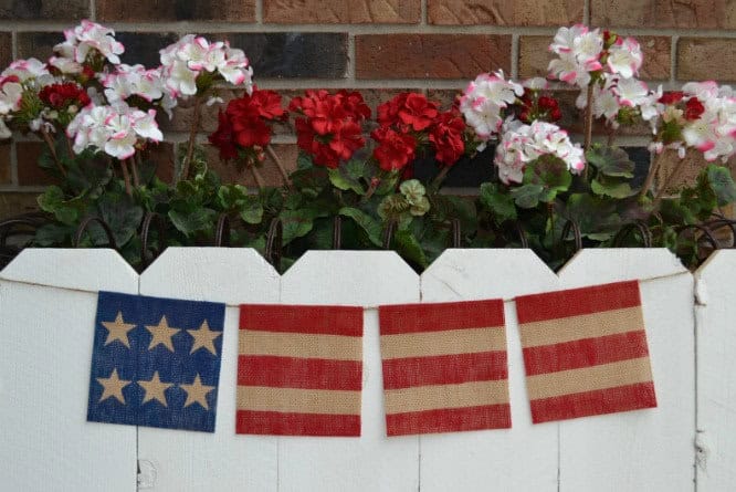 Fourth of July banner Buy it here: www.etsy.com