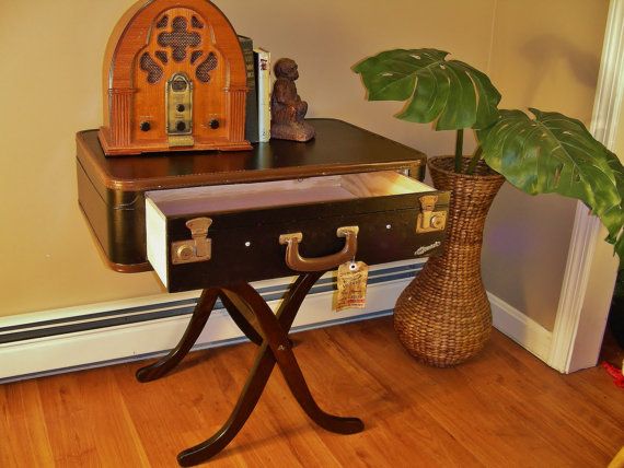 25 Amazing Vintage Side Table Designs