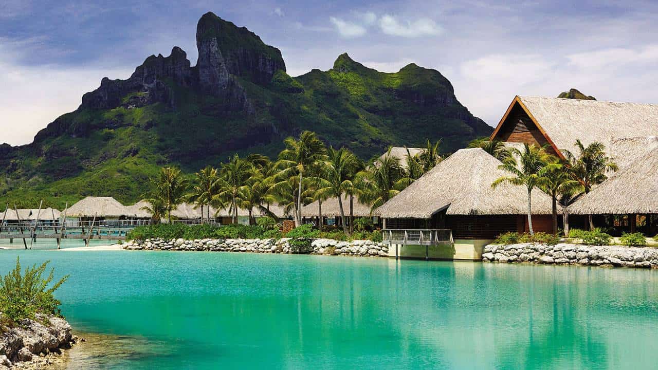 Four Seasons Resort, Bora Bora 10