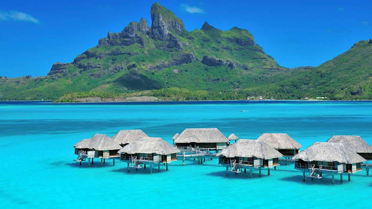 Four Seasons Resort, Bora Bora 11