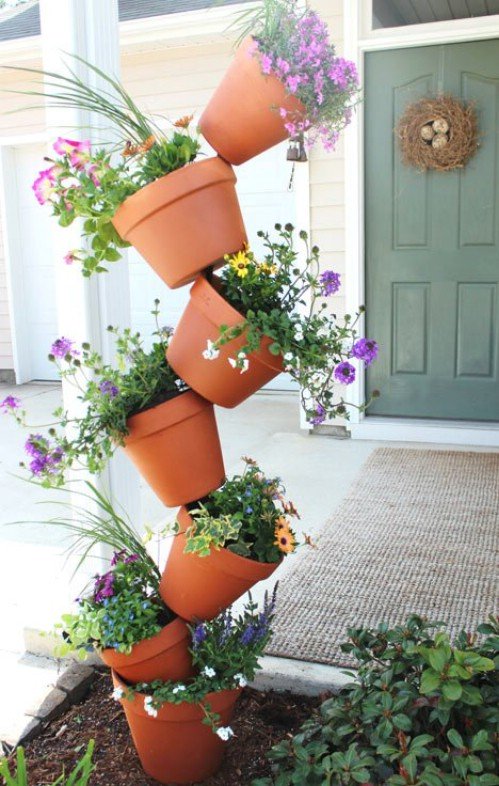 The Cheapest 24 DIY Garden Projects That Anyone Can Make