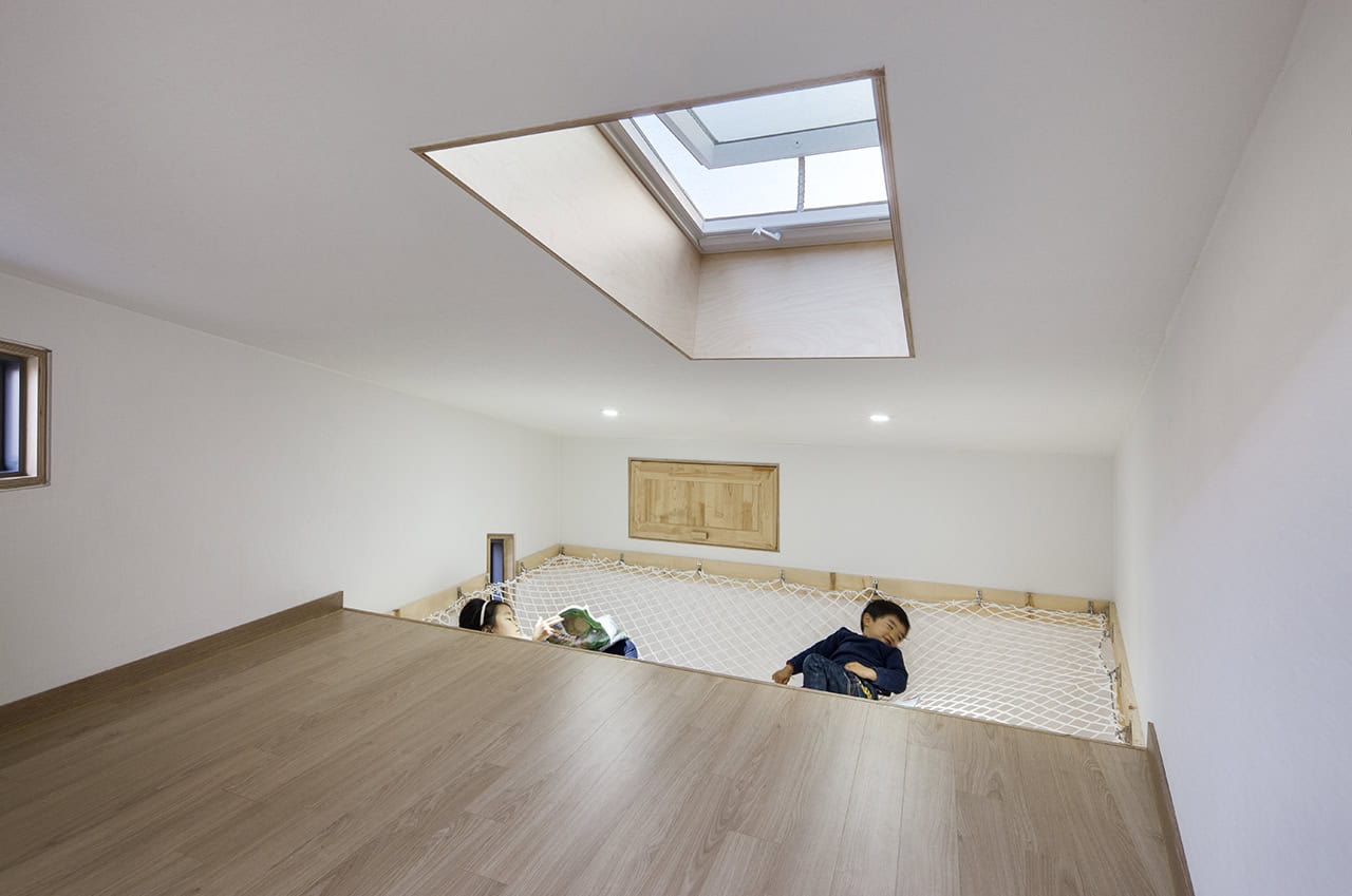 Roll House / Moon Hoon / South Korea 12