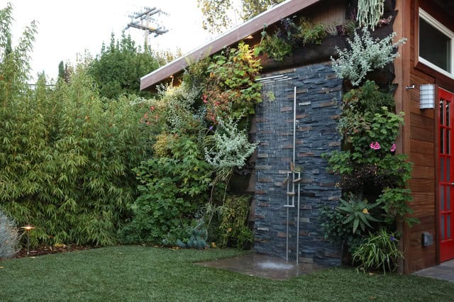 21 Divine Dreamy Outdoor Shower Designs to Spice Up Your Backyard