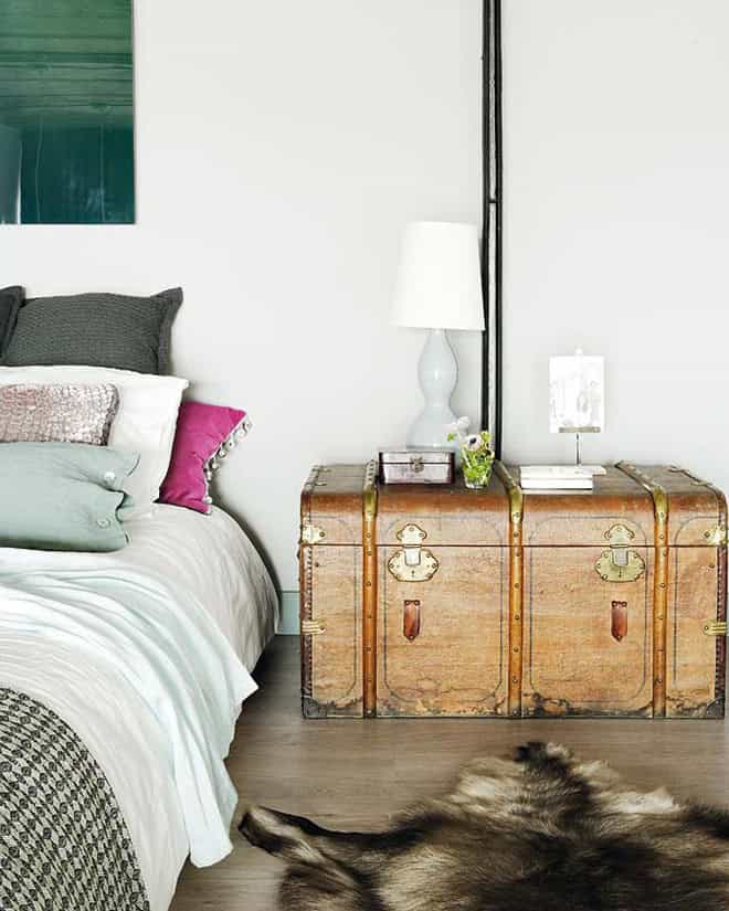21 DIY Nightstands To Enhance The Charm of Your Bedroom 19