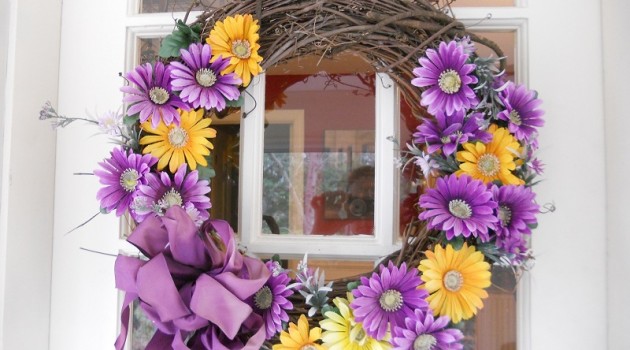Beautify Your Front Door: 20 Lovely Handmade Summer Wreath Ideas
