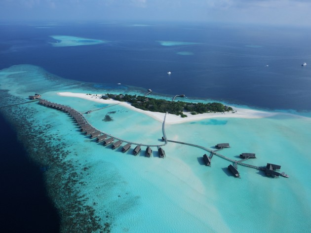 5. Cocoa Island Resort, Maldives 01