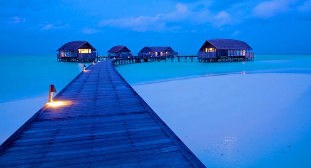 5. Cocoa Island Resort, Maldives 02