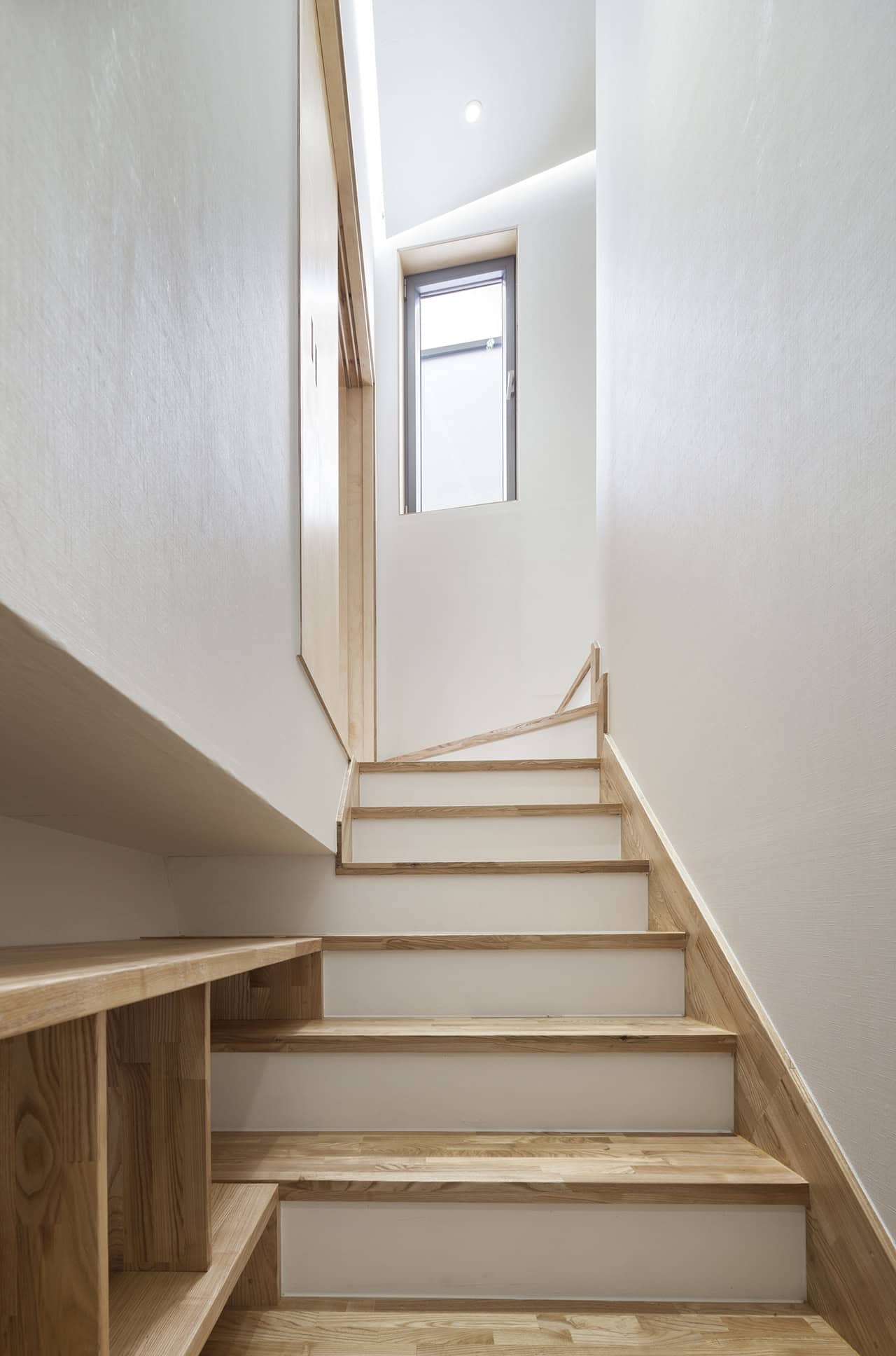 Roll House / Moon Hoon / South Korea 8