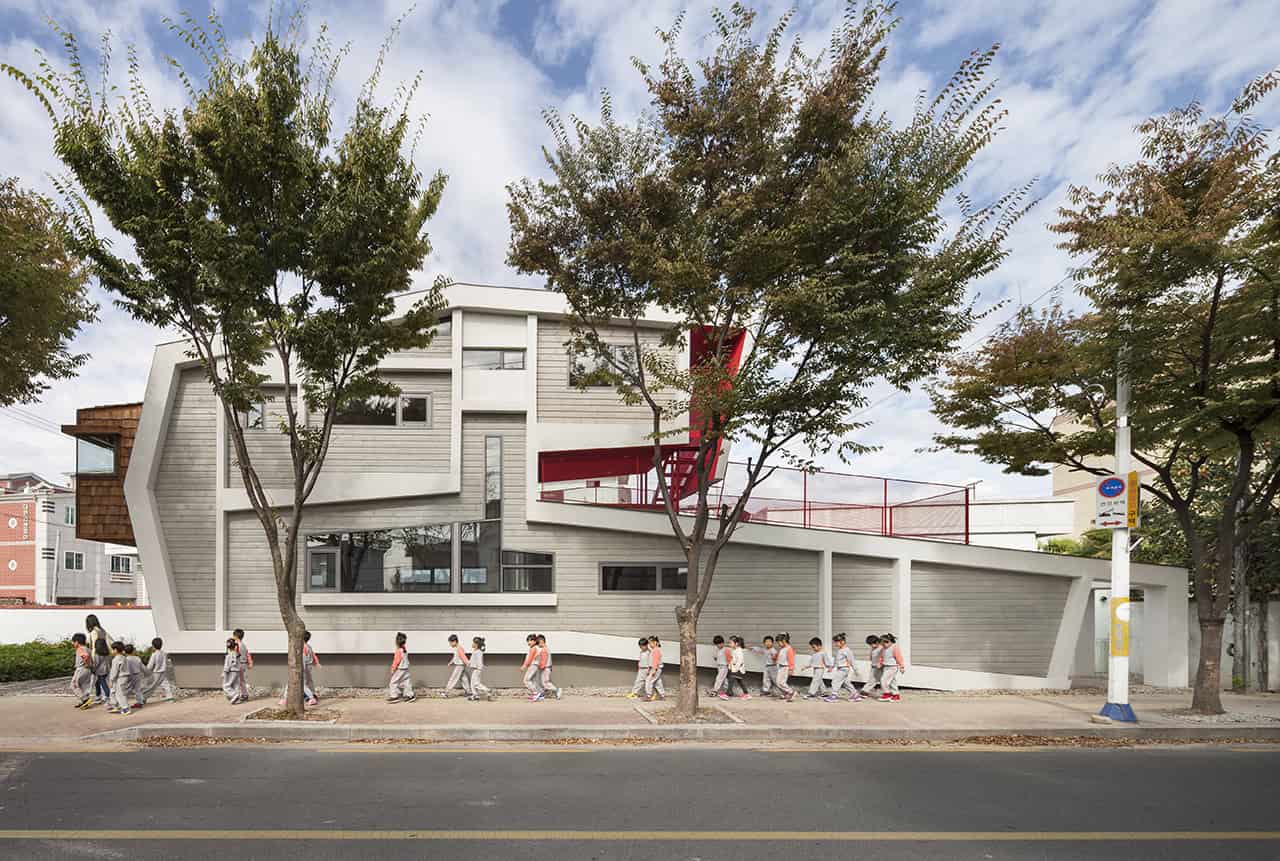 Roll House / Moon Hoon / South Korea 9