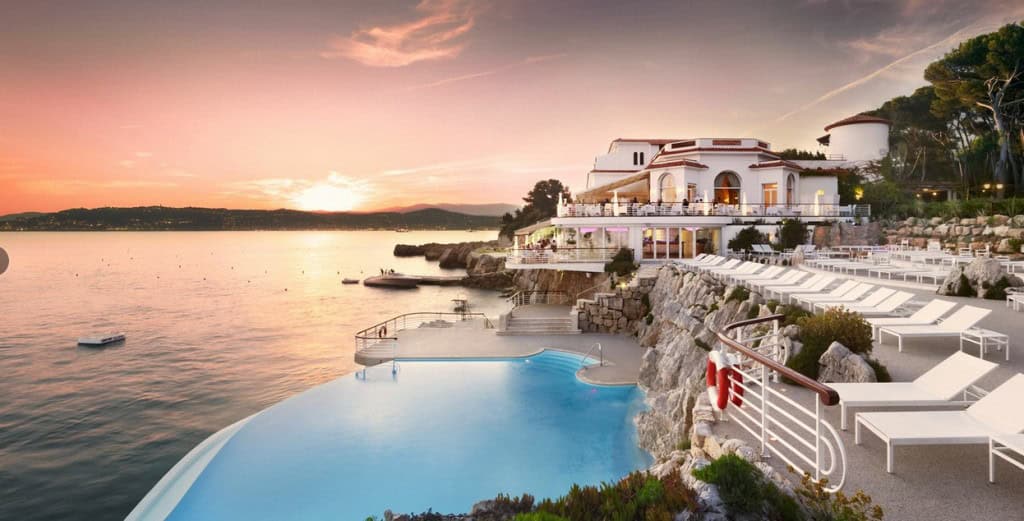 Hotel du Cap-Eden-Roc, Antibes, France 10